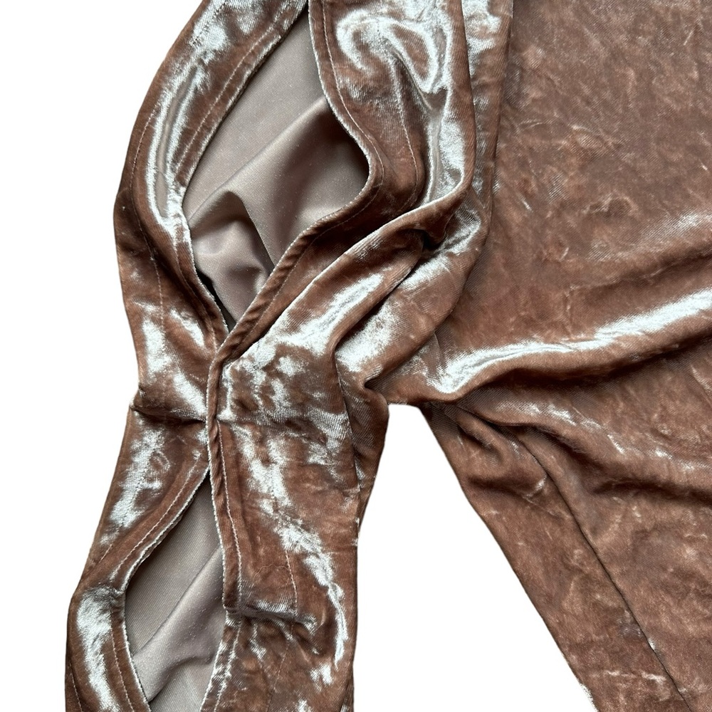 Spence Velvet Top - Picture 2 of 3